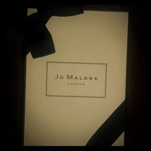 Jo malone gift box
